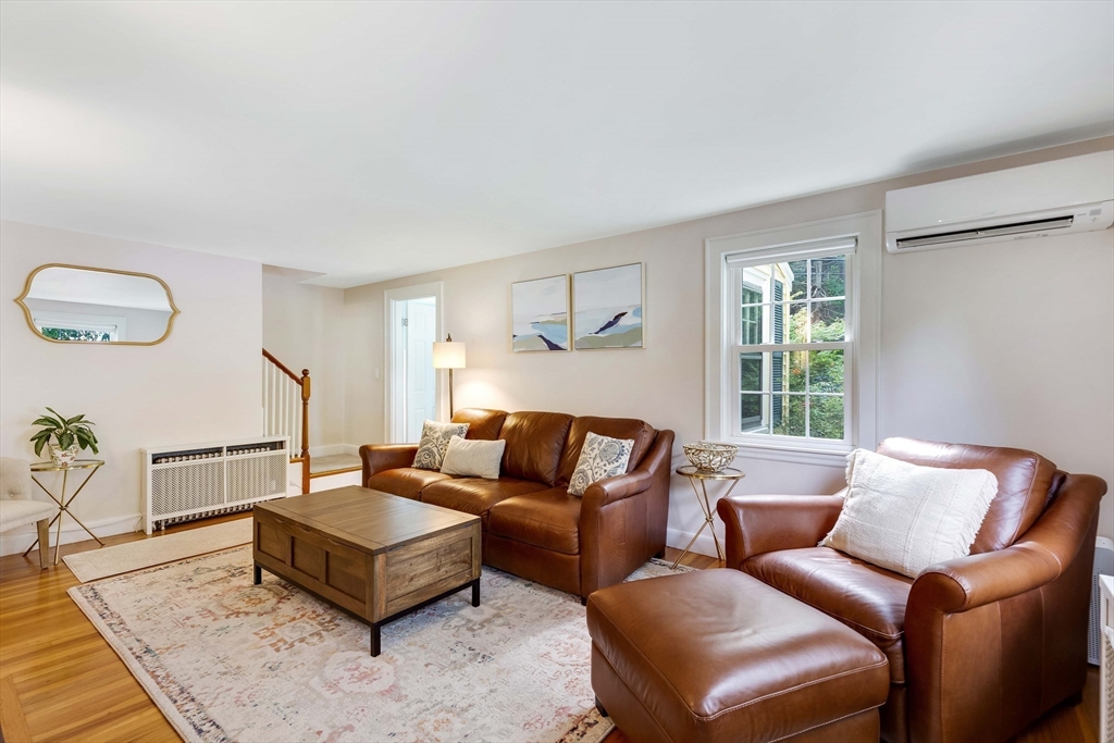 70 Meriam St