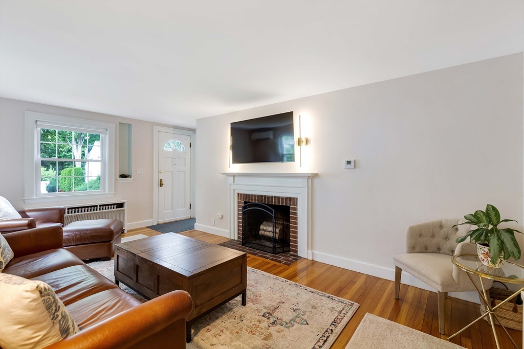 70 Meriam St