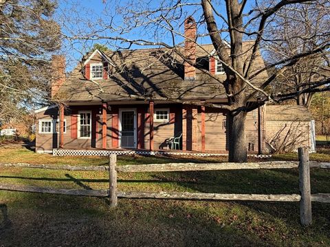 130 Laurel St Greenfield MA 01301