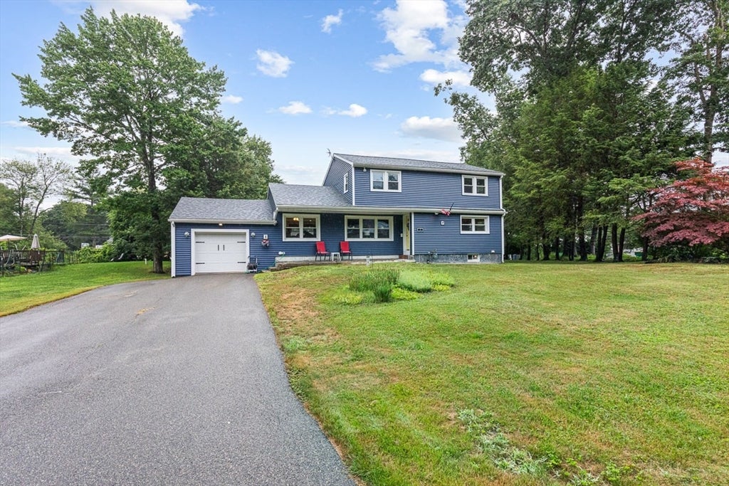 3 Grant Rd, Easton, MA Photo #2