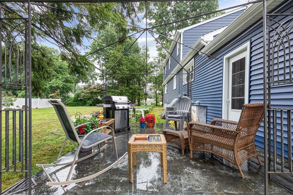 3 Grant Rd, Easton, MA Photo #8