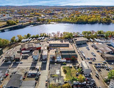 82 Water St Lawrence MA 01841