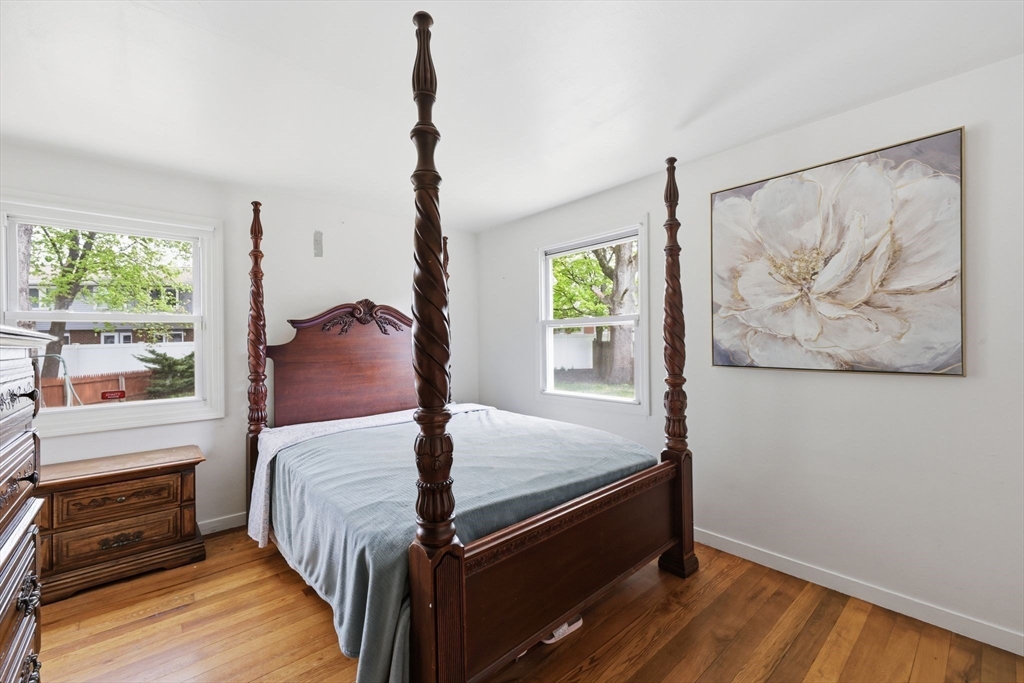 49 Canterbury Rd, Springfield, MA Photo #17