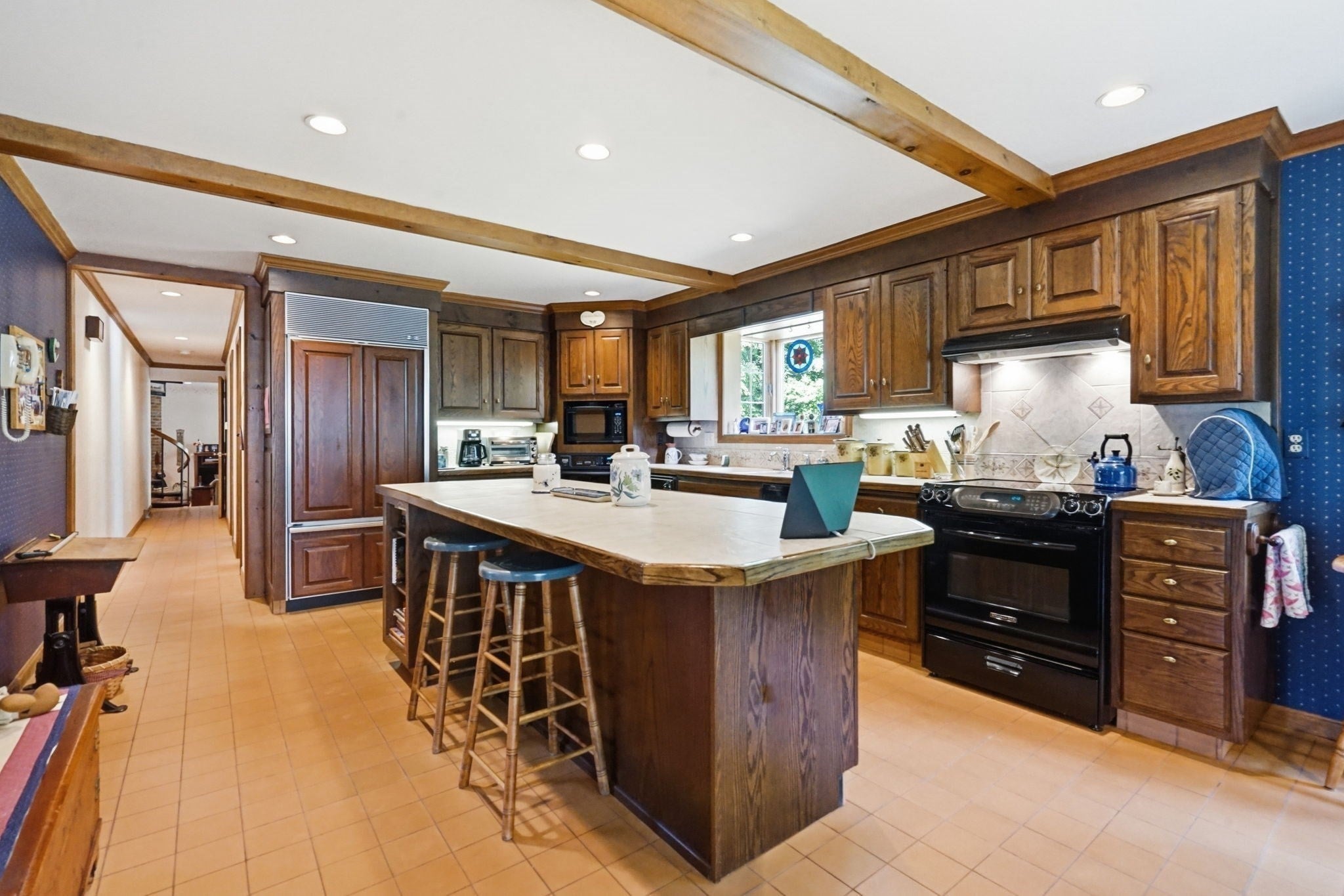 167 Llewellyn Drive, Westfield, MA, 167 Llewellyn Drive, Westfield, MA Photo #2