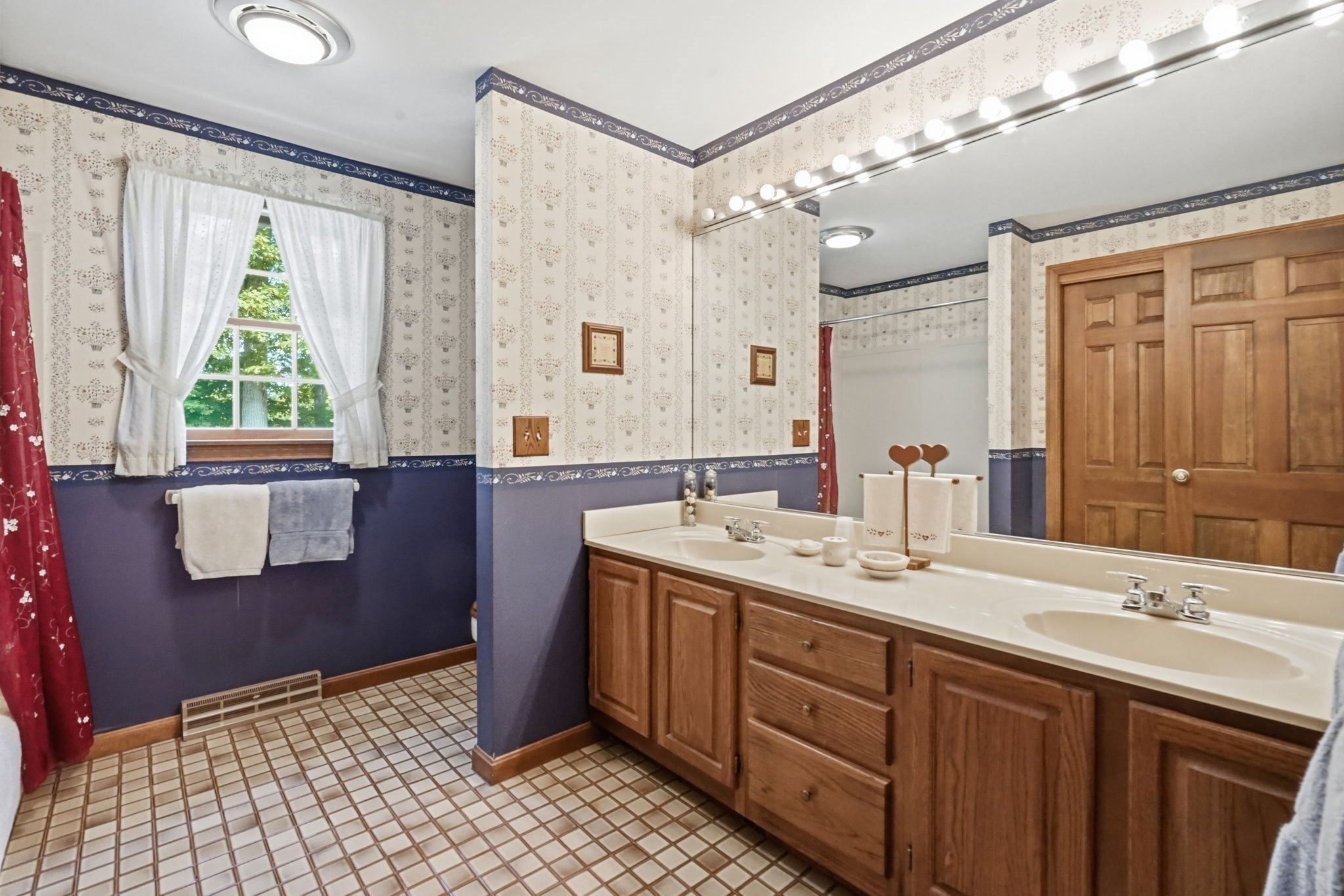 167 Llewellyn Drive, Westfield, MA, 167 Llewellyn Drive, Westfield, MA Photo #37