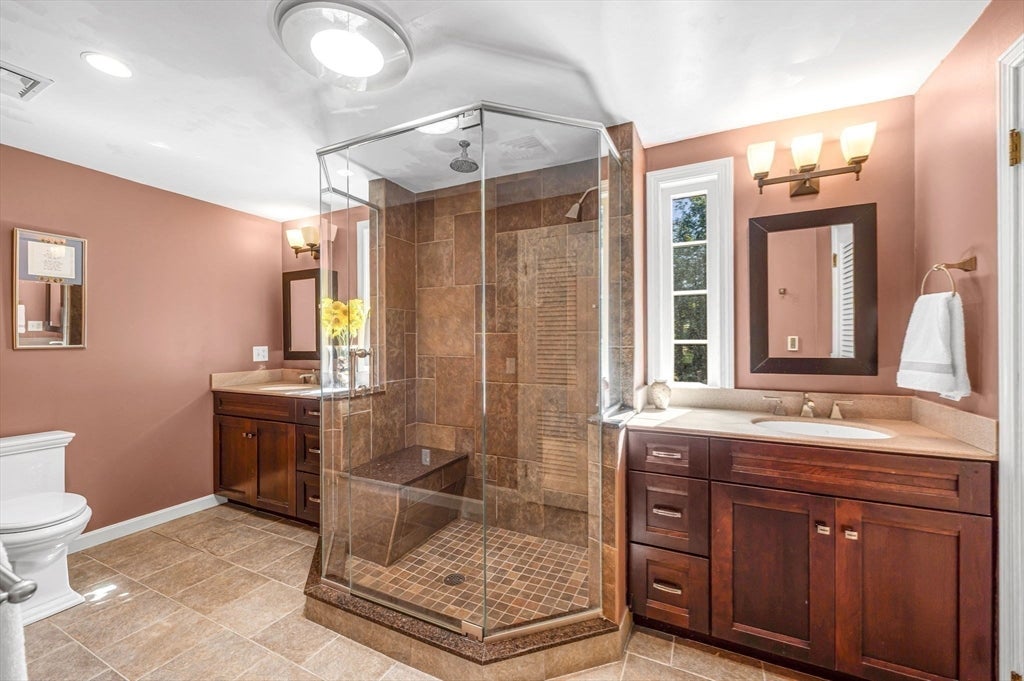 79 Silver Birch Road, Longmeadow, MA Photo #36