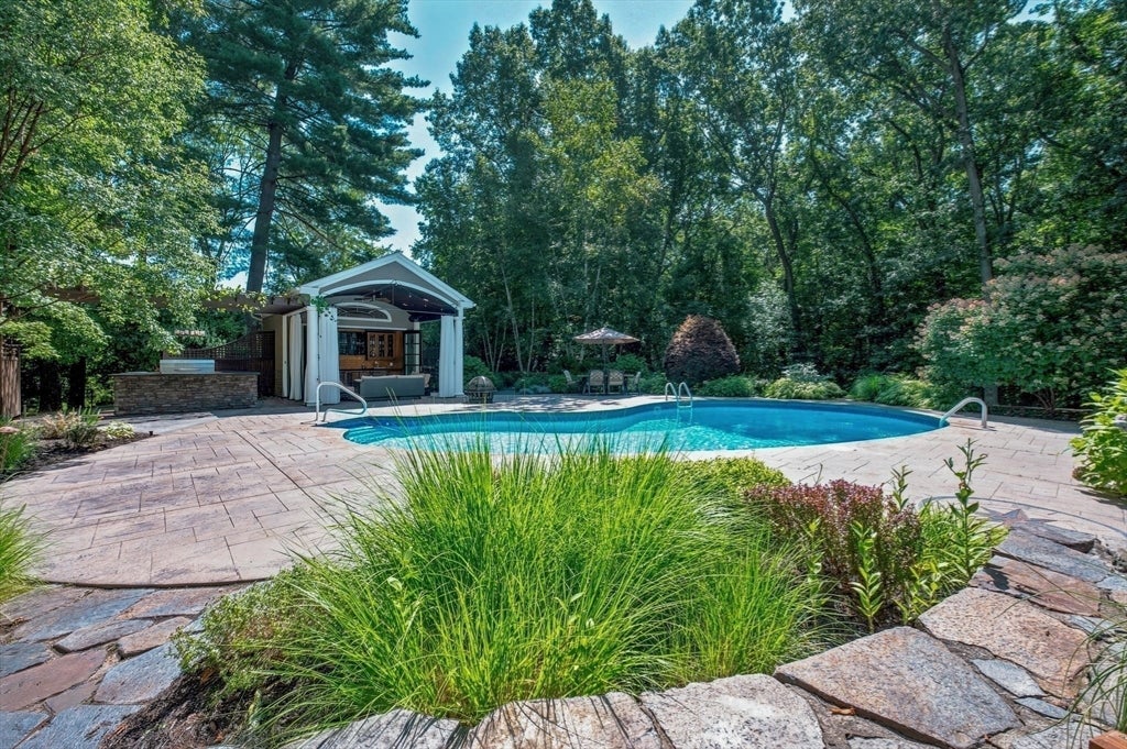 79 Silver Birch Road, Longmeadow, MA Photo #6