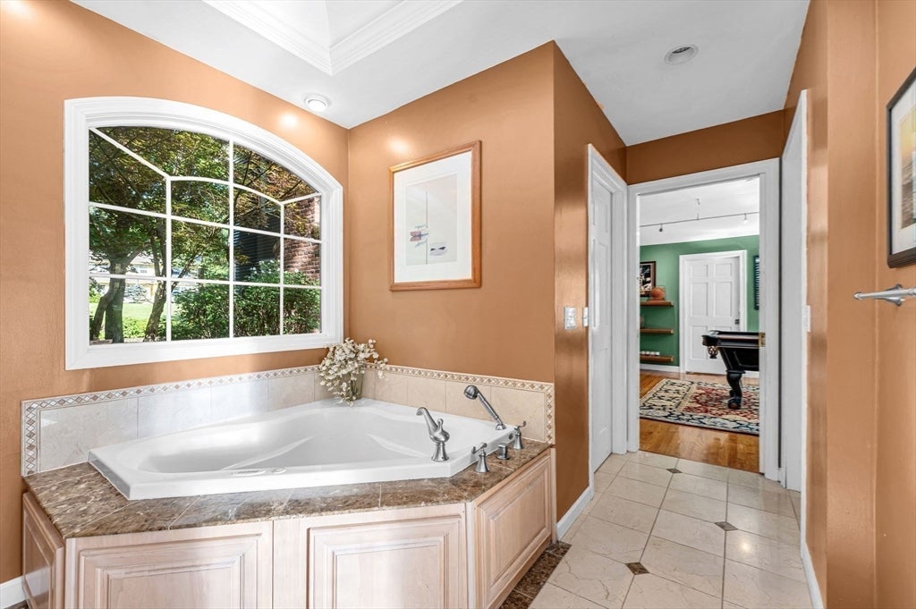 79 Silver Birch Road, Longmeadow, MA Photo #33