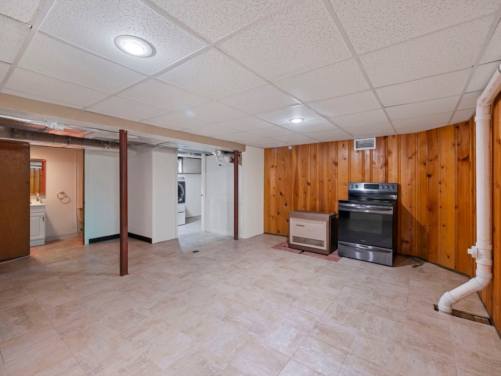 7 Fabens St, Saugus, MA, 7 Fabens St, Saugus, MA Photo #30