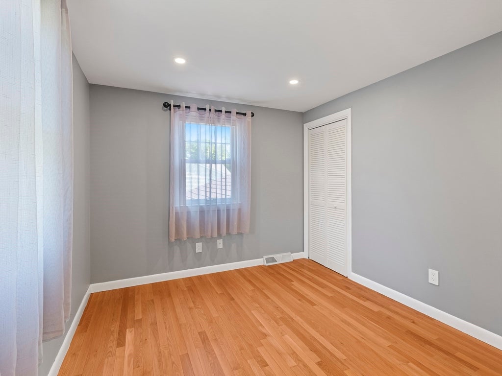 7 Fabens St, Saugus, MA, 7 Fabens St, Saugus, MA Photo #26