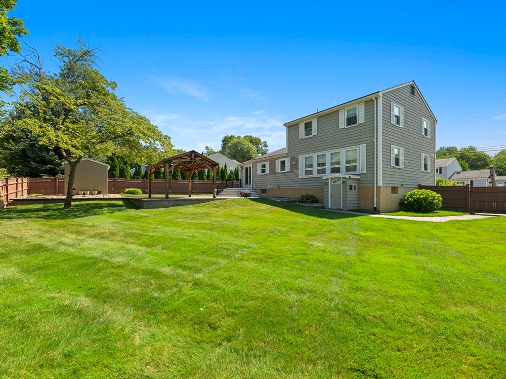7 Fabens St, Saugus, MA, 7 Fabens St, Saugus, MA Photo #38