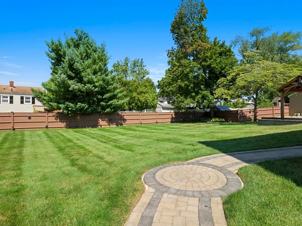 7 Fabens St, Saugus, MA, 7 Fabens St, Saugus, MA Photo #36