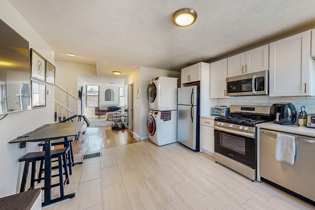 192 Athens St #3, Boston, MA, 192 Athens St #3, Boston, MA Photo #10