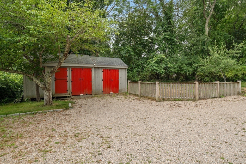 15 Thorwald Pl