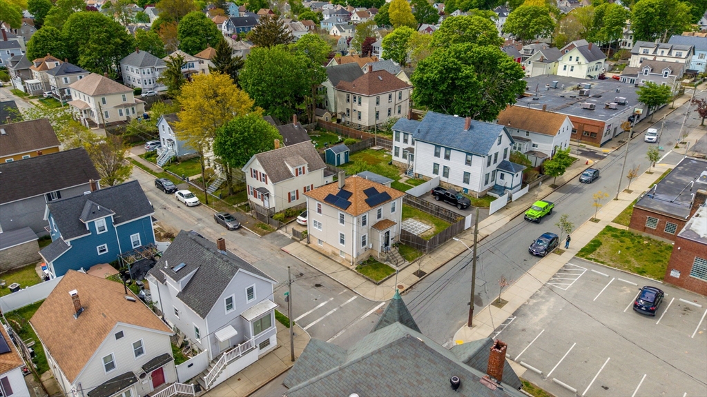 672 Kempton St, New Bedford, MA Photo #1
