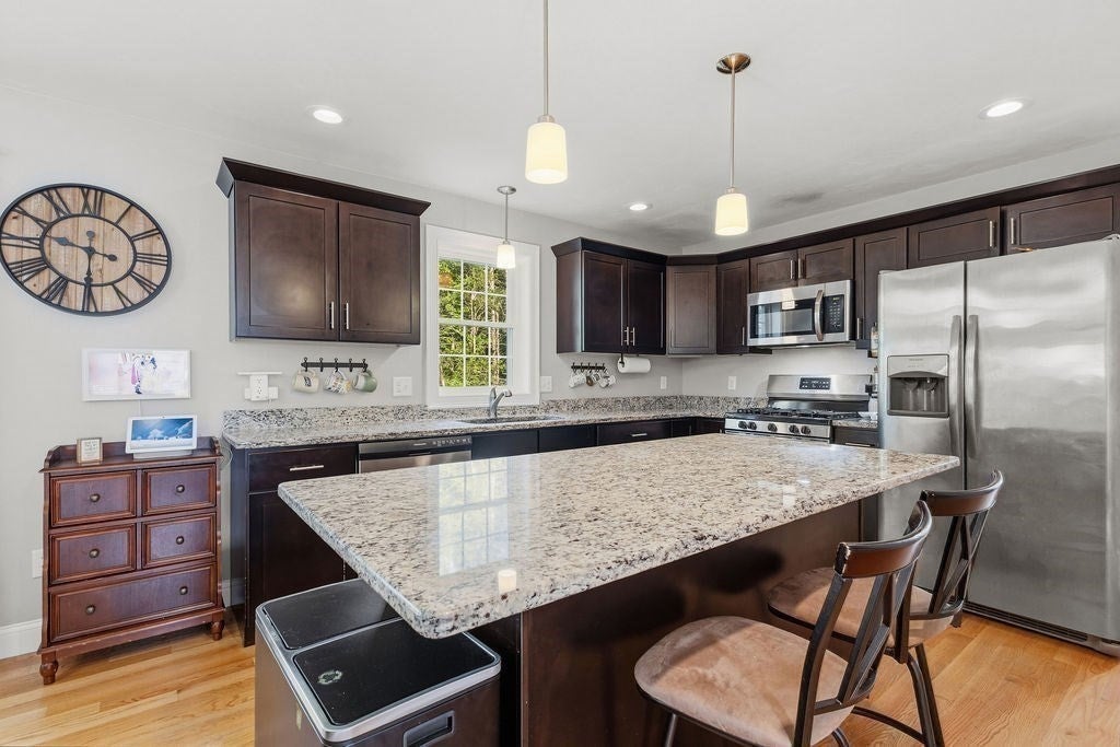 1687 Phillips Rd, New Bedford, MA, 1687 Phillips Rd, New Bedford, MA Photo #18