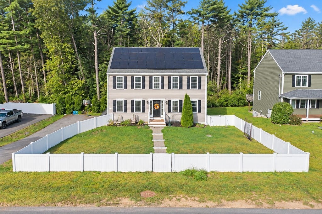 1687 Phillips Rd, New Bedford, MA, 1687 Phillips Rd, New Bedford, MA Photo #2