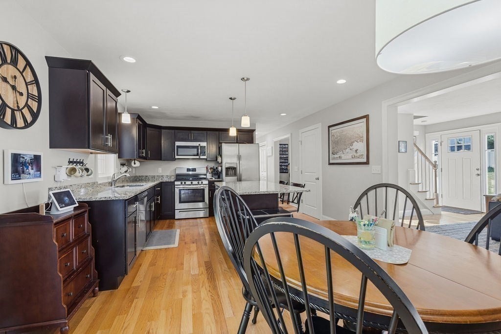1687 Phillips Rd, New Bedford, MA, 1687 Phillips Rd, New Bedford, MA Photo #19