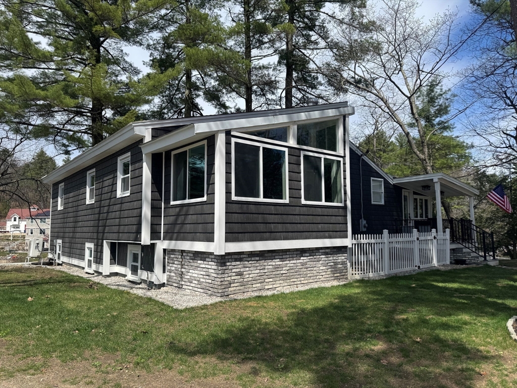 153 Off Pond Street