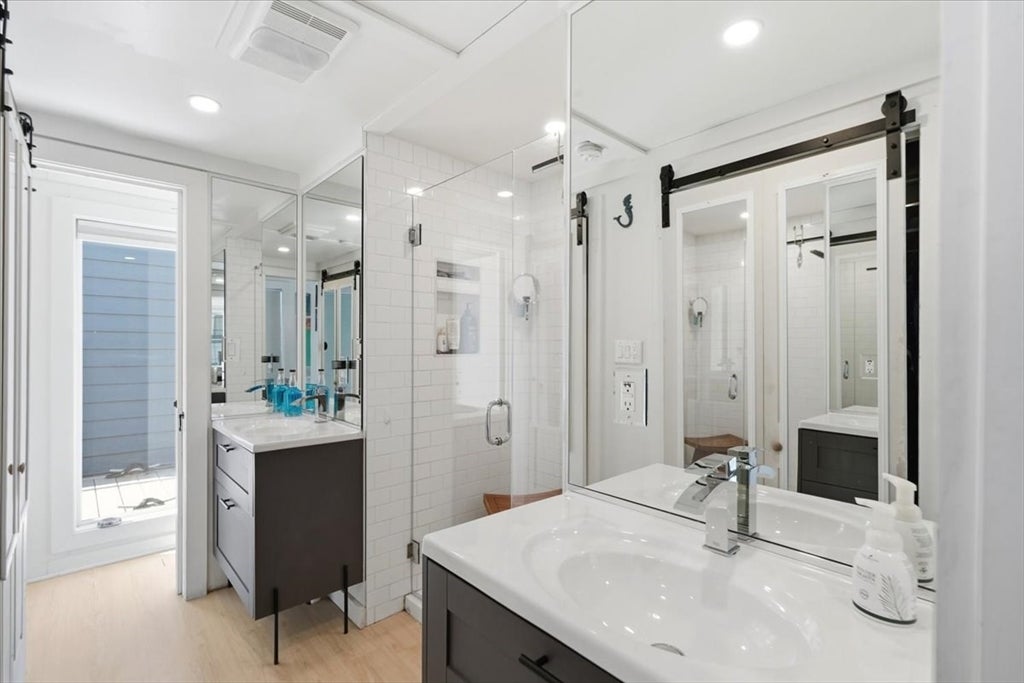 1 Pier 8 13th St #B28, Boston, MA, 1 Pier 8 13th St #B28, Boston, MA Photo #18