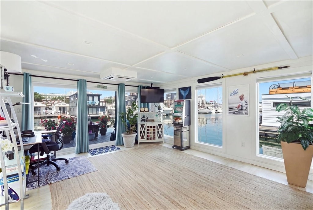 1 Pier 8 13th St #B28, Boston, MA, 1 Pier 8 13th St #B28, Boston, MA Photo #7