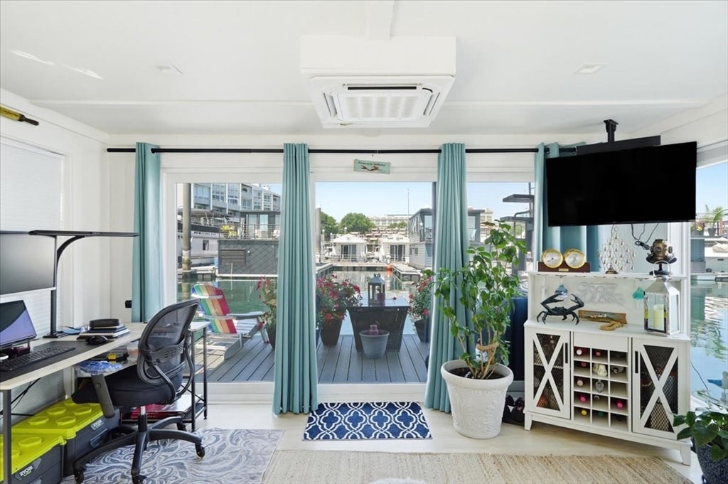 1 Pier 8 13th St #B28, Boston, MA, 1 Pier 8 13th St #B28, Boston, MA Photo #6