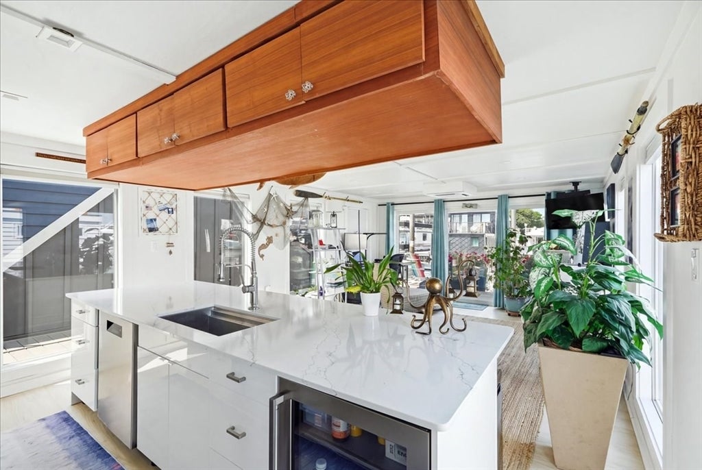 1 Pier 8 13th St #B28, Boston, MA, 1 Pier 8 13th St #B28, Boston, MA Photo #8