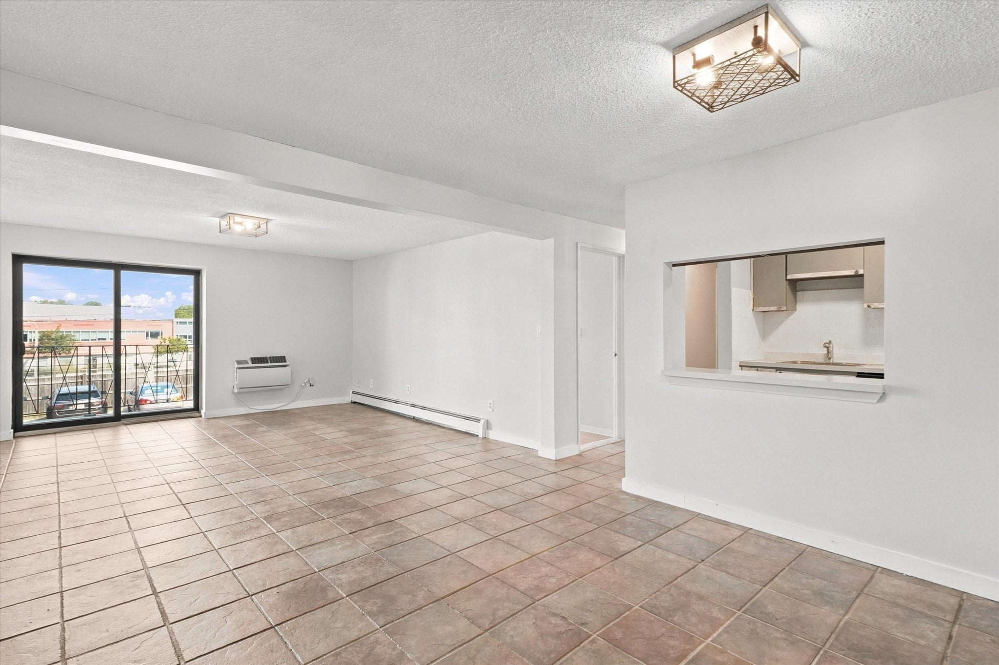 26 Waverly St #209, Boston, MA Photo #4