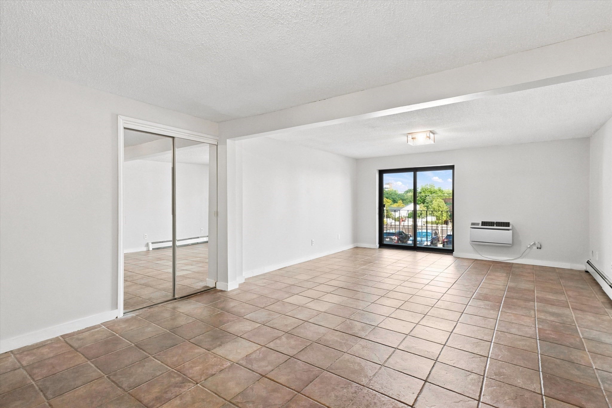26 Waverly St #209, Boston, MA Photo #3