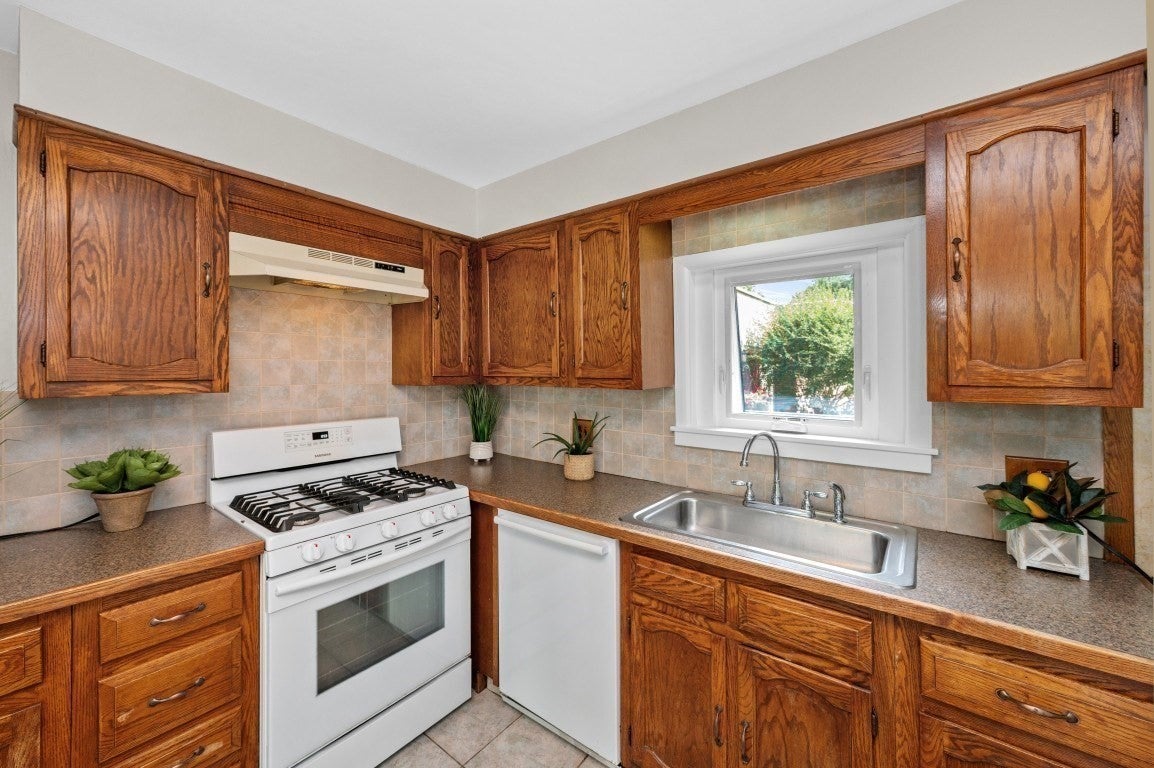 1 Bay View Place, Boston, MA, 1 Bay View Place, Boston, MA Photo #7