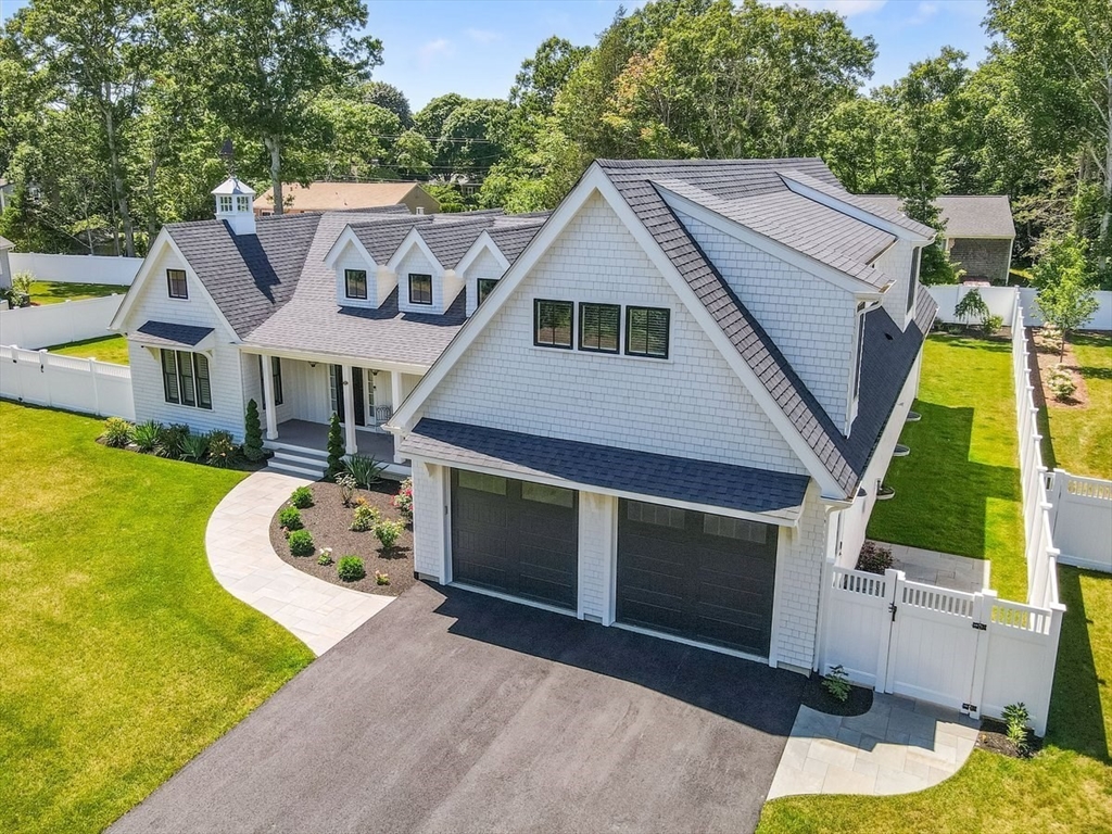 25 Clam Lane