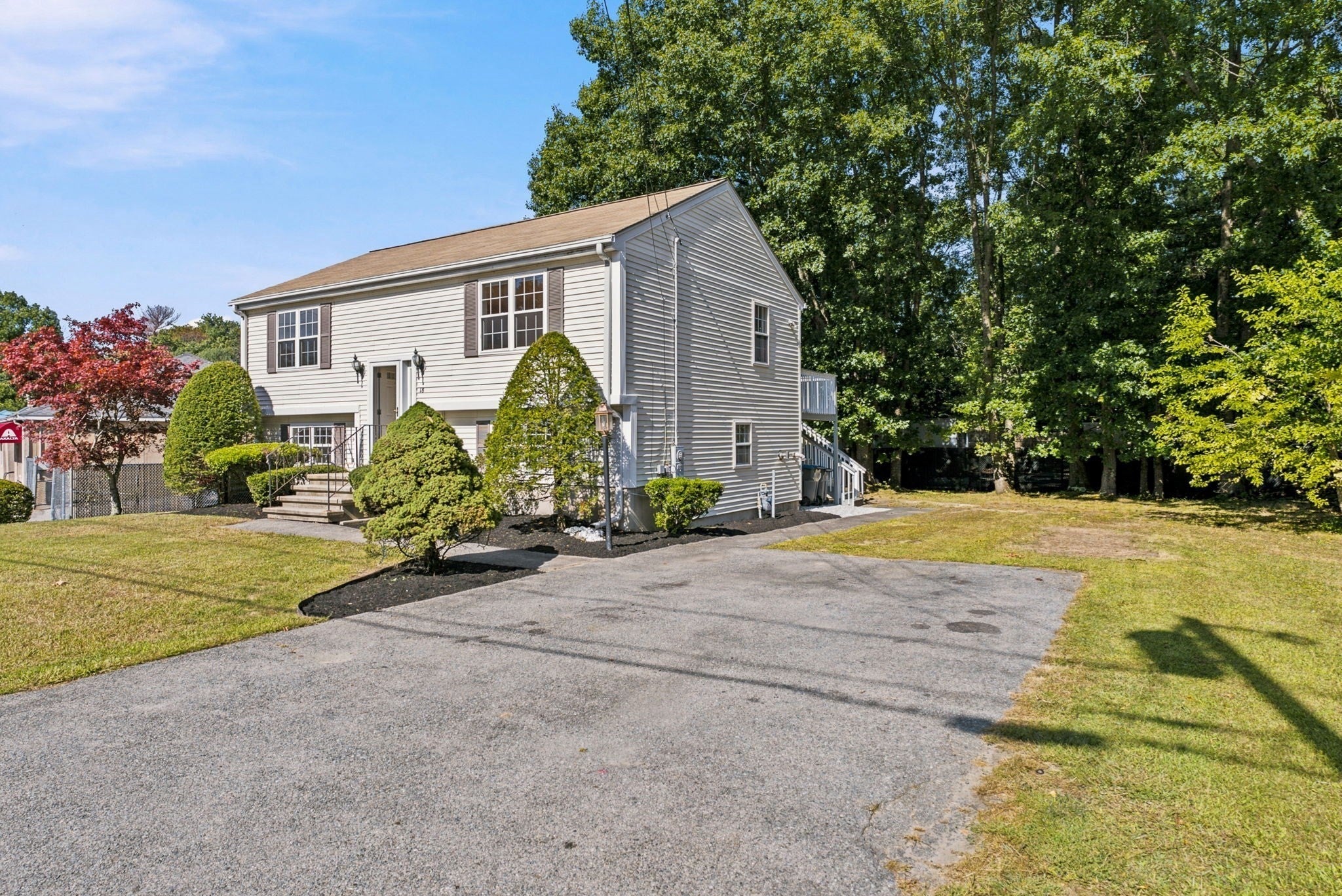 18 Woodland Street, Methuen, MA, 18 Woodland Street, Methuen, MA Photo #3
