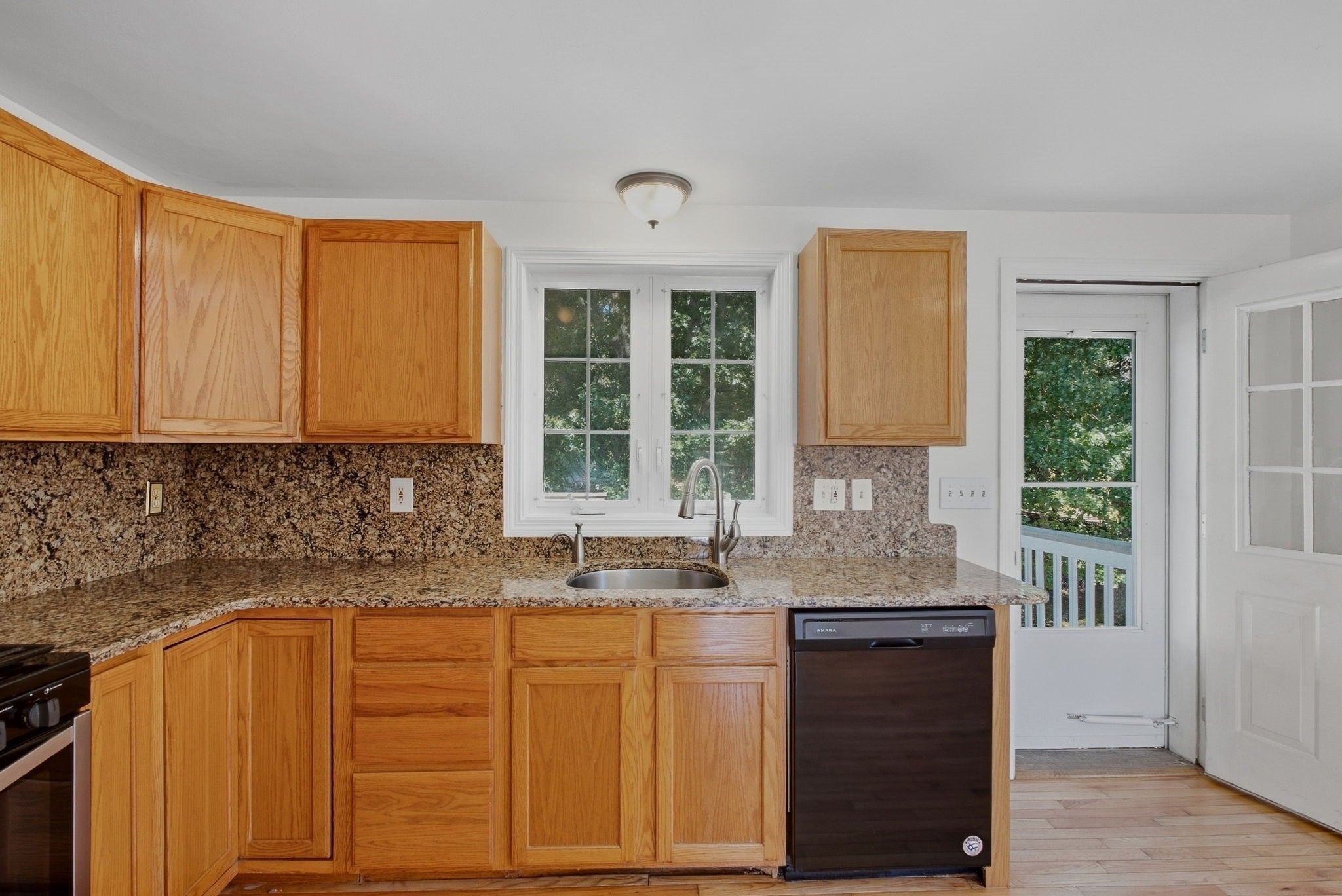 18 Woodland Street, Methuen, MA, 18 Woodland Street, Methuen, MA Photo #8