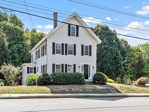 64 Central St Gardner MA 01440