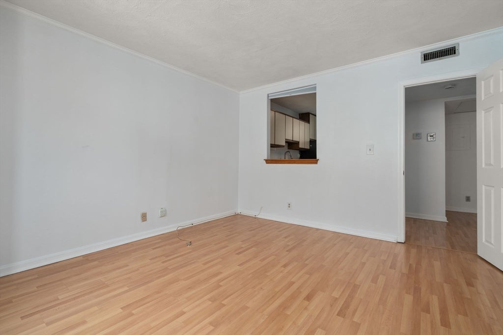 84 Gordon St 301
