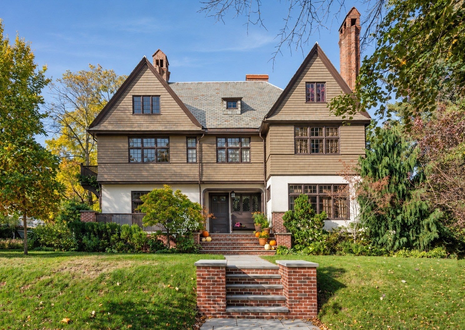 Photo of 195 Brattle Street, Cambridge, MA