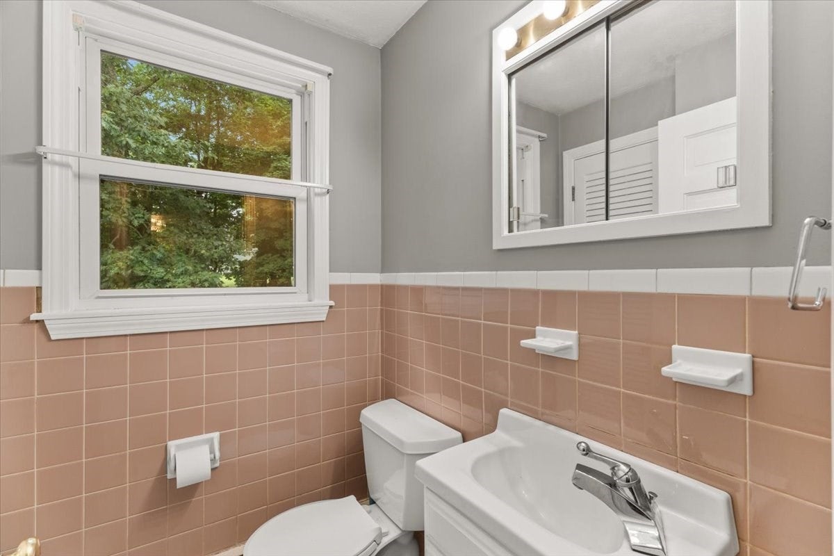67 Atkinson Drive, Bridgewater, MA, 67 Atkinson Drive, Bridgewater, MA Photo #37