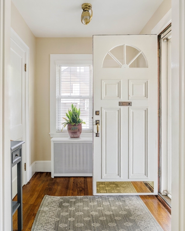 54 Endicott Rd