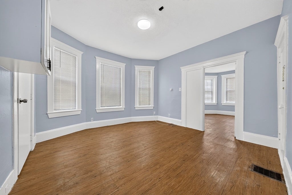 137 Shurtleff Street #1, Chelsea, MA, 137 Shurtleff Street #1, Chelsea, MA Photo #5