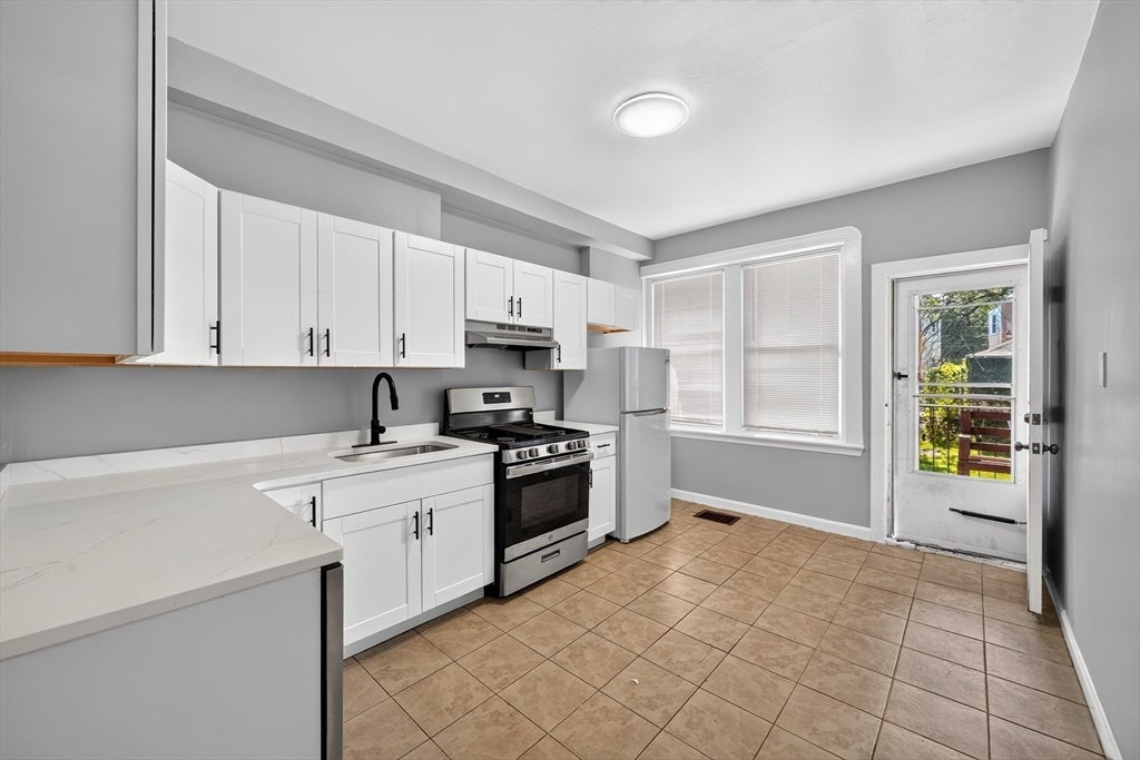 137 Shurtleff Street #1, Chelsea, MA, 137 Shurtleff Street #1, Chelsea, MA Photo #10