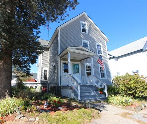 23-25 Mckinley Ave Lowell MA 01851