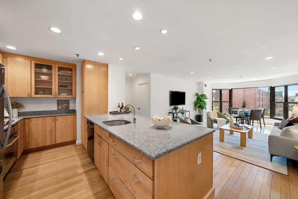 16 Harcourt St 4C