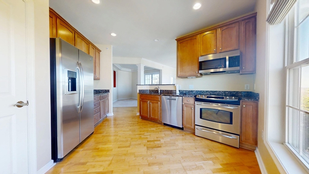 107 Clocktower Drive 405