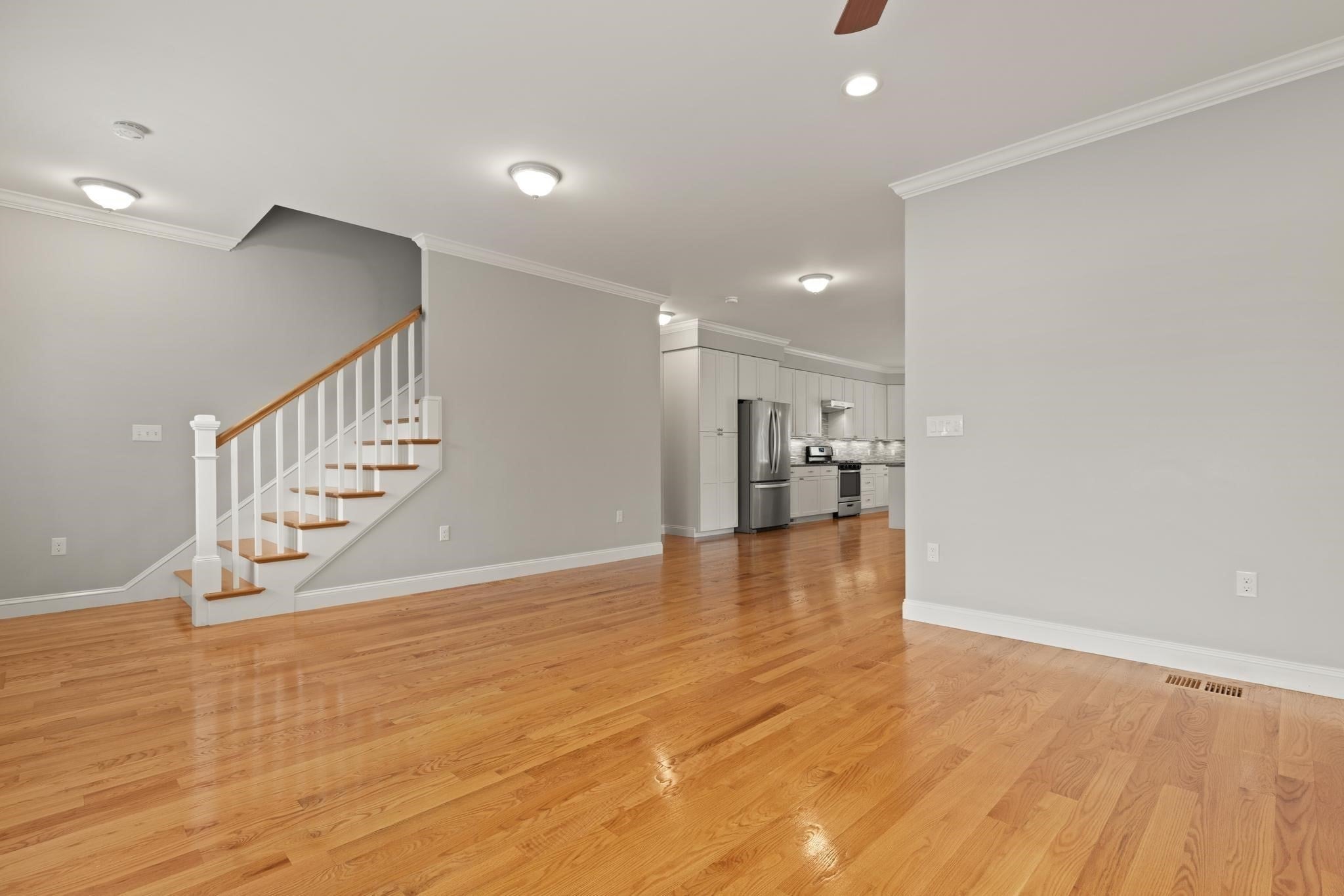29 Wadsworth Ave #2, Waltham, MA Photo #15