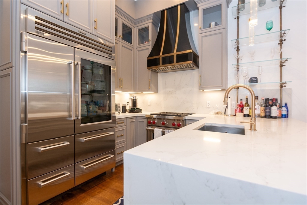 288 Commonwealth Ave 1