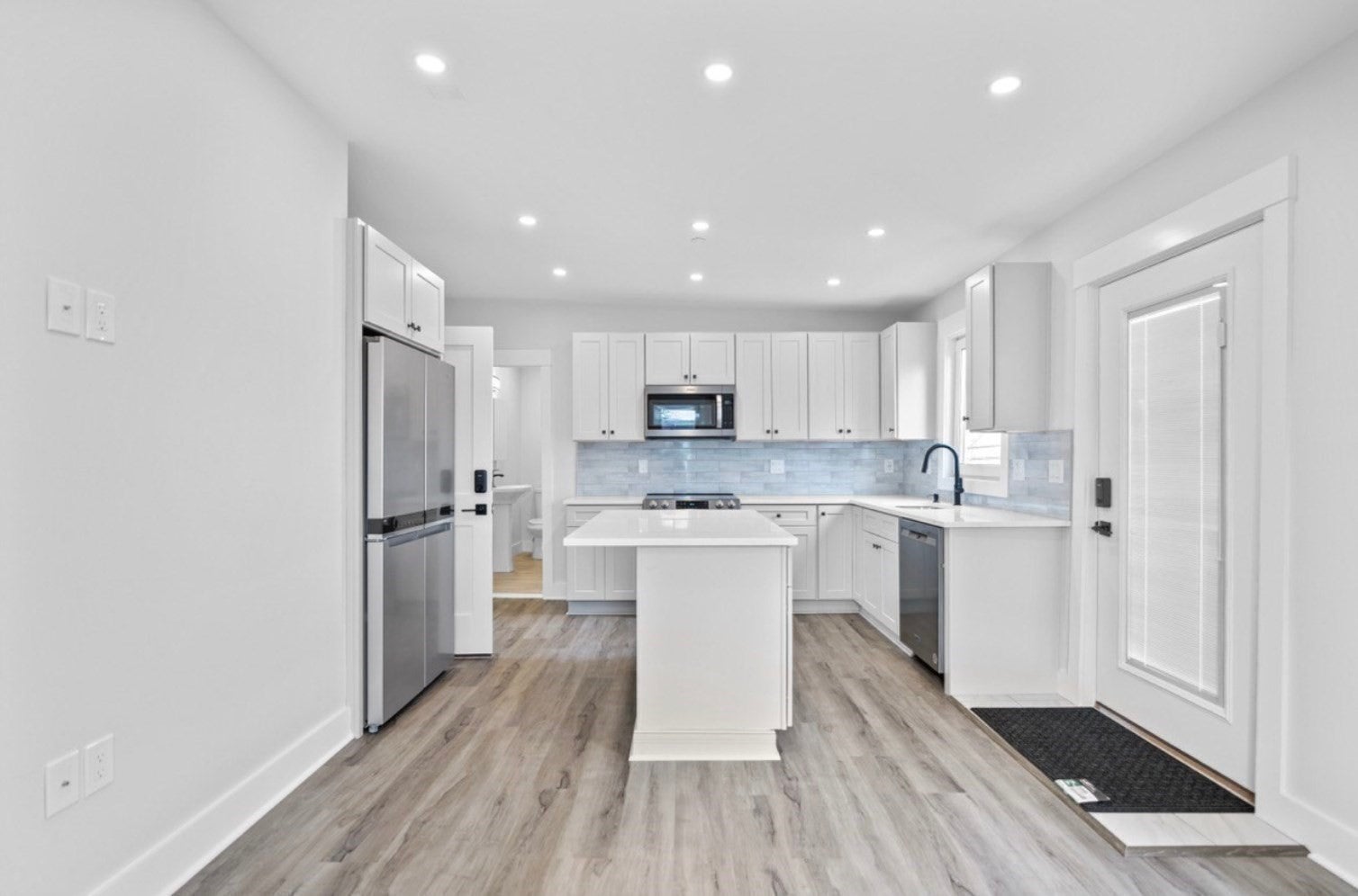 6 Garfield Ave #1, Revere, MA Photo #2
