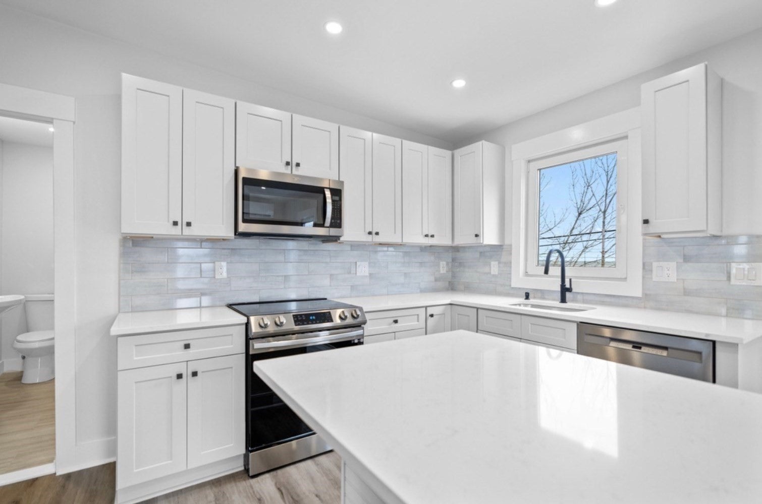 6 Garfield Ave #1, Revere, MA Photo #4
