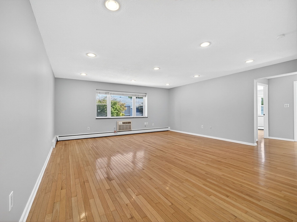 2323 Washington St 1-6