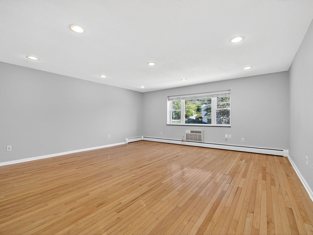 2323 Washington St 1-6