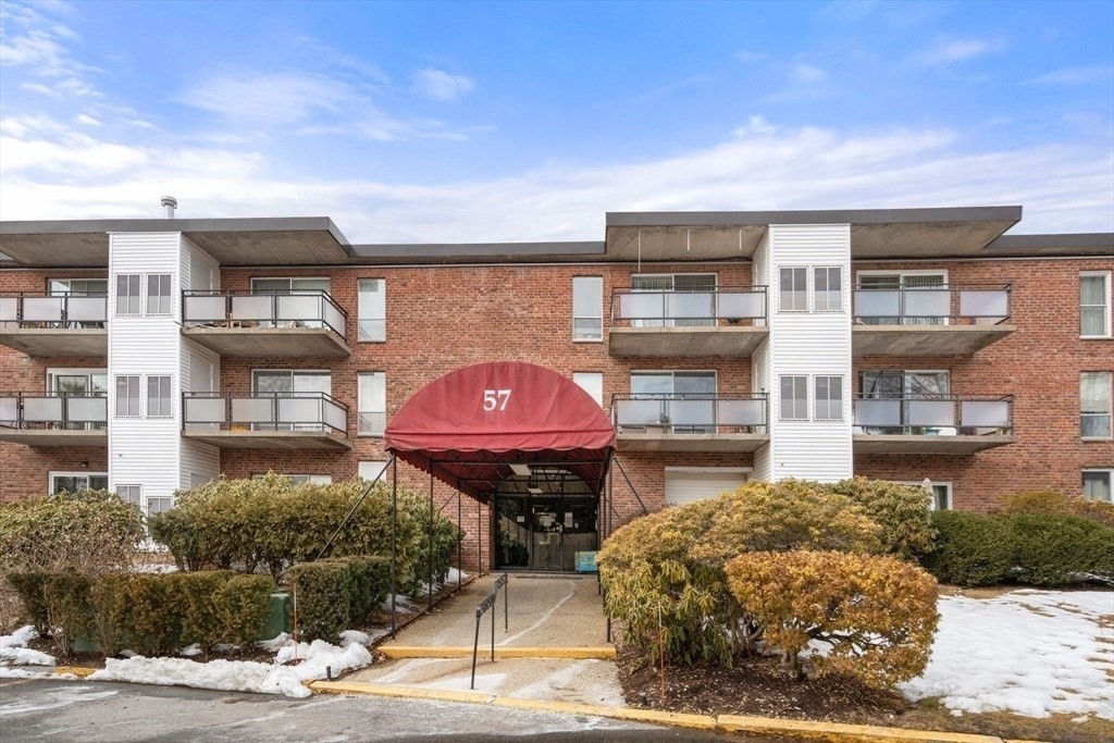 57 Broadlawn Park #11B, Boston, MA Photo #4